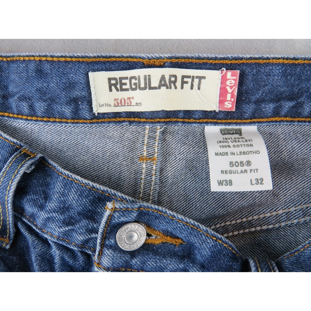 Levi's 505 Regular Fit‎ Jeans Mens W38 L32 Medium Wash Denim Cotton Blue - Picture 2 of 9